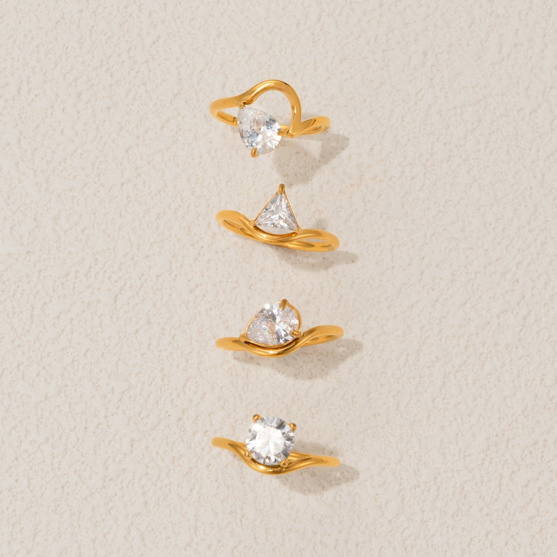 Dazan Various Styles Of Rings 18K Vacuum Electroplated Geometric Line Design Versatile Rings Light Luxury Zircon Rings