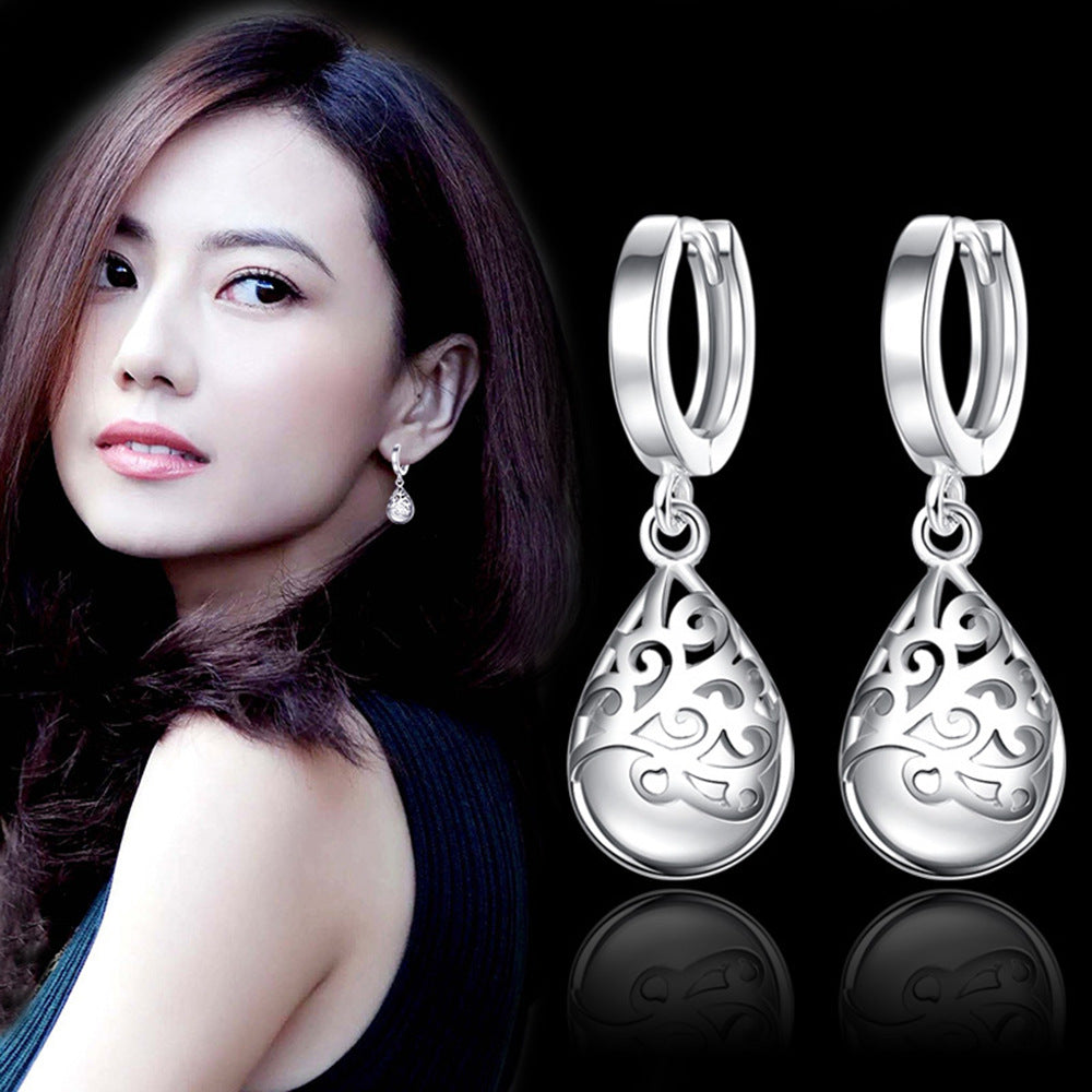 Moonlight Cat's Eye Totem European And American Silver-plated Ear Jewelry Ear Buckle Ear Drop Women's Fashion Wishing Earrings