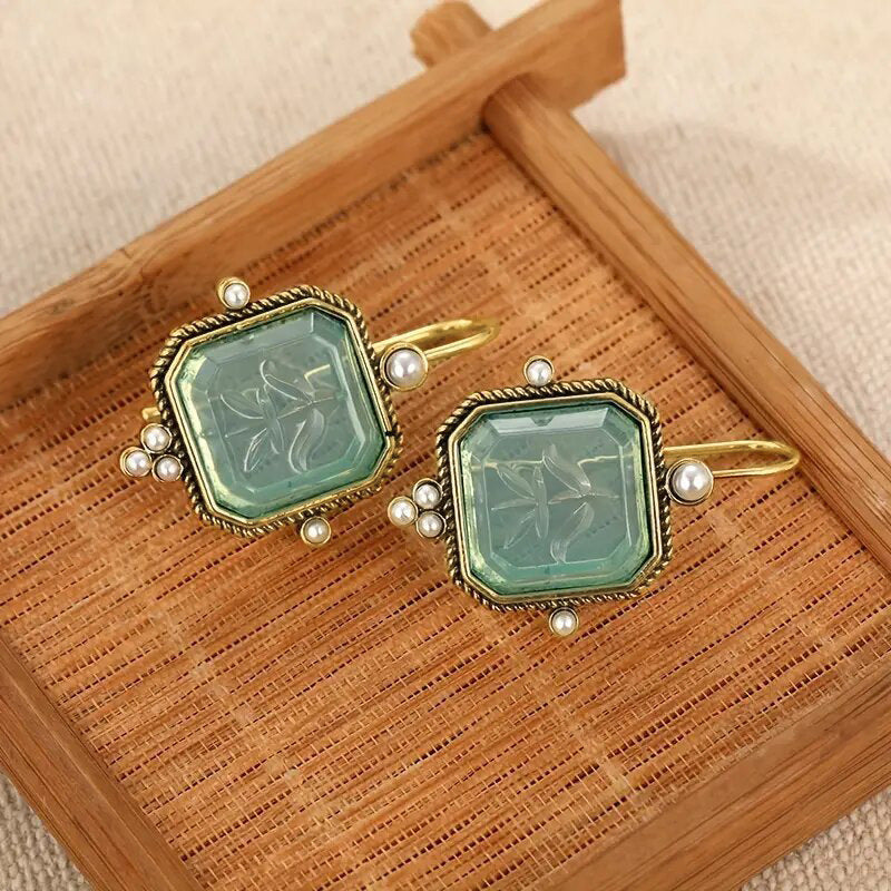 Huitan Taobao New Wholesale New Chinese Style Earrings Imitation Pearl Retro Literary Jewelry Acrylic Small Fresh Style